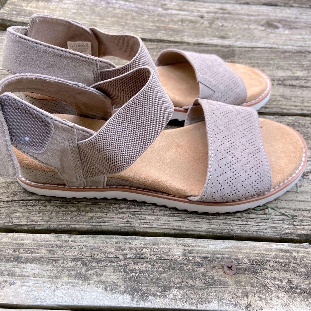 Skechers Bobs Desert Kiss Womens Sandals 6.5W
